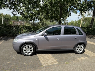 Opel Corsa 1.2-16V Silverline