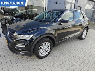 Volkswagen T-Roc 1.0 TSI Carplay/Clima/stoelverw/Nieuwstaat!