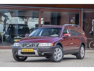 Volvo XC70 2.5 T MOMENTUM