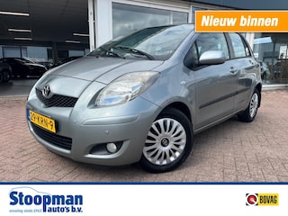 Toyota Yaris 1.3 VVT-i Aspiration Clima PDC Bluetooth Trekh.