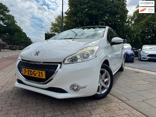 Peugeot 208 1.2 VTi Allure A-C Elek Pakket Pano Navi Cruise