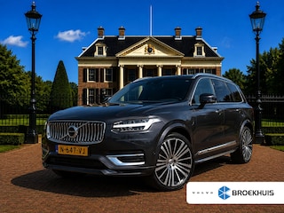 Volvo XC90 2.0 T8 Recharge AWD Inscription Exclusive | NL-AUTO! | 1E EIGENAAR! | FULL OPTION! | LUCHTVERING | ELEKTR. TREKHAAK | PANODAK | 360° CAMERA | ADAPTIVE CRUISE | DODE HOEK | DEALER OH! | ELEKTR. STOEL INCL. MEMORY | STOELVERWARMING | LEDER
