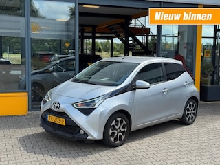 Toyota Aygo 1.0 VVT-i x-clusiv - camera - carplay