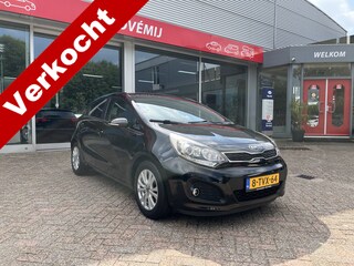 Kia Rio 1.2 CVVT World Cup Edition Leer, Cruise, Airco, LM Velgen.