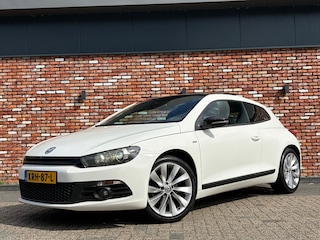 Volkswagen Scirocco 1.4 TSI Match 122PK Pano Cruise Stoelverw Pdc Uitstraling! Voll.Onderhouden.