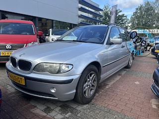 BMW 3-serie Touring 316i Executive Clima Stuurbediening Trekhaak