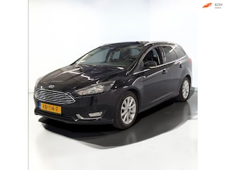 Ford Focus Wagon 1.0 Titanium parkeersensoren NAVI AIRCO