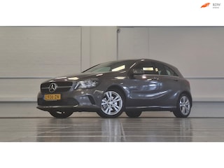 Mercedes-Benz A-klasse 180 Ambition Leer Navi Camera LED Parkeerhulp voor & achter Mooi!
