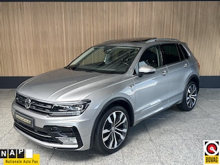 Volkswagen Tiguan 2.0 TSI 4Motion Highline NL auto | Lederen bekleding | Schuif/kantel dak.