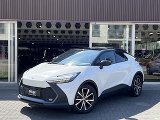 Toyota C-HR 1.8 Hybrid 140 Dynamic Plus Bi-Tone | Elektrische Achterklep, Stoel + Stuurverwarming, Parkeersensoren, Dodehoekherkenning