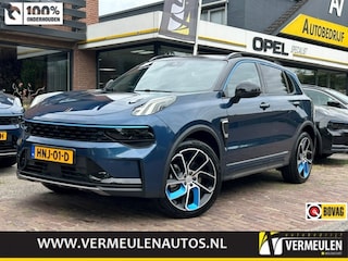 Lynk & Co 01 1.5 261PK Plug-in Hybrid Automaat + 20''/ Navi/ Clima/ Ad.Cruise/ Panorama/ Camera/ Trekhaak/ Full-LED/ Infinity/ NL auto