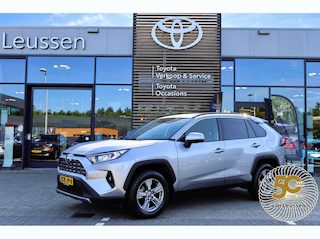 Toyota RAV4 2.5 HYBRID AWD DYNAMIC ANDROID/APPLE STOEL/VOORRUITVERW. LM-VELGEN P-SENSOREN CAMERA AD-CRUISE