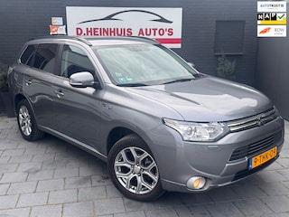 Mitsubishi Outlander 2.0 PHEV instyle+ |RIJD PERFECT|