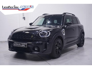 Mini Countryman Cooper SE ALL4 Classic Trim SOH 94% Apple Carplay Navi Verwarmde sportstoelen lederen bekleding Led-verlichting dakrails  PDC achter private-glas 2-zone clima-controle grootlicht-assist 17"-lmv cruise-controle private-glas Achteruitrijcamera Grootlicht assistent