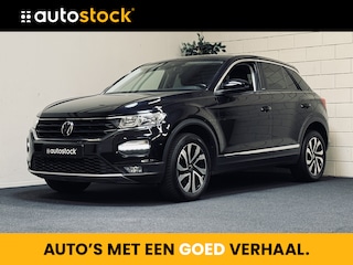Volkswagen T-Roc 1.5 TSI Active | 17" | CarPlay | Stoelverw. |