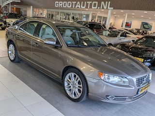Volvo S80 2.5 T Momentum Automaat, Trekhaak, Airco