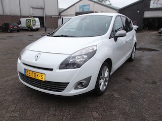 Renault Scénic 1.4 TCe Parisienne