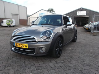 Mini Cooper 3-Deurs 1.6 10 Years II