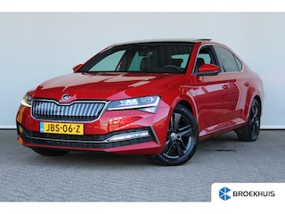 Skoda Superb 1.4 TSI iV Laurin & Klement | SOH 97%| Panoramadak | Luxe lederen bekleding | LED matrix | Verwarmde stoelen |