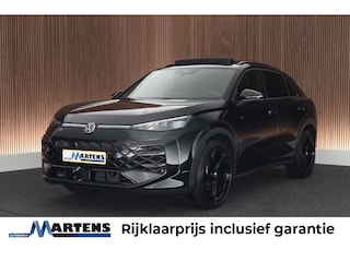 Volkswagen T-Roc 1.5 eTsi 150pk DSG R-Line First Edition Panoramadak Trekhaak Camera Stoelverwarming Keyless Virtual Cockpit Navigatie