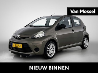 Toyota Aygo 1.0 VVT-i Now