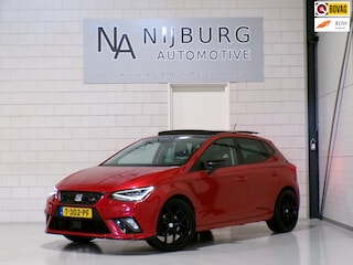 Seat Ibiza 1.0 TSI FR Business Intense Apple-Carplay Full-LED Panoramadak Parkeersensoren 18"Velgen Beats-audio Drive-mode