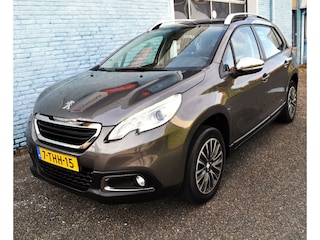 Peugeot 2008 1.2 Pack Pr. Stv pdc nav crc