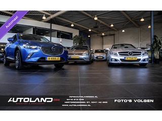 Mercedes-Benz E200 Widescreen Head-up Cruise Led Nl Auto 2016 Nieuw Model Vol Opties Trekhaak Sfeerverlichting Comfortstoel(en) Camera
