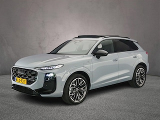 Audi Q3 1.5 e-hybrid S edition | Adaptieve Cruise | Panorama Dak | Camera | Navi | Ambient Light | Optiepakket | Tech Pack Plus |