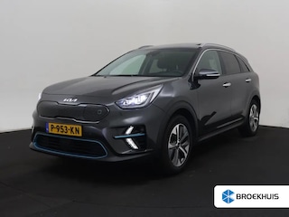Kia Niro e-Niro DynamicPlusLine 64 kWh | schuif-/kanteldak | Stuurwiel- Voorstoelen verwarmd | Parkeersensoren | Navi | Apple Carplay/Android Auto | | Apple Carplay/Android Auto|telefoonintegratie premium | Elektrisch glazen schuif-/kanteldak | Navigatiesysteem full map