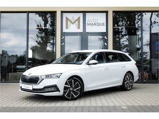 Skoda Octavia Combi 1.4 TSI iV PHEV Business Edition Plus | Navigatie | Apple CarPlay | 18" LM Velgen | Elektrisch Verstelbare Stoel incl. Geheugen | Parkeersensoren | LED | Stoelverwarming | Keyless Entry |