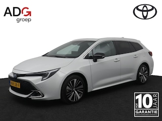 Toyota Corolla Touring Sports 1.8 Hybrid First Edition | leder stof bekleding | Stoelverwarming | Keyless | Navigatie |