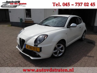 Alfa Romeo Mito 1.4 SUPER/Knappe sportieve 1.4 uitvoering!!!