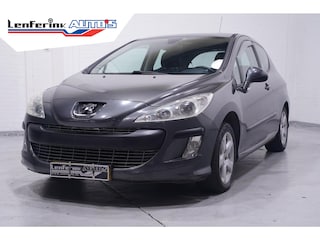 Peugeot 308 1.6 VTi XS airco navigatie cruise-controle trekhaak 16"-lmv panodak apple-carplay