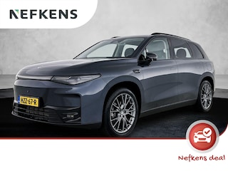 Leapmotor C10 Design REEV Plug-in Hybrid 215pk 28.4 kWh Automaat | Navigatie | Panoramadak | Rondomzichtcamera | Stoel- en stuurverwarming | Lederen elektrisch verstelbare en geventileerde stoelen | Elektrische achterklep | Adaptieve Cruise Control | Climate Control | Parkeersensoren | Led koplampen | Donker getint glas | 20" lichtmetalen velgen |