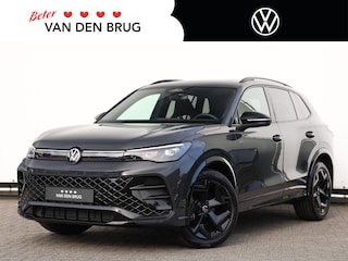 Volkswagen Tiguan 1.5 eTSI R-Line Edition 150PK DSG Black style | Panoramadak | Stoelverwarming | Navigatie | Camera | Led Plus