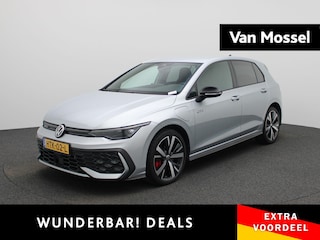 Volkswagen Golf 1.5 eHybrid GTE 272 PK| Origineel Nederlands | 1e Eigenaar | Navigatie | LED Matrix | Achteruitrijcamera | Stoelverwarming | Stuurwielverwarming | Black Style
