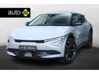 Kia EV6 Light Edition 63 kWh / Stoel en stuurwielverwarming / Camera / Carplay