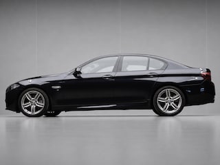 BMW 520i High Executive M-Sport (DIGITALE COCK PIT,COMFORT STOELEN,M-STUUR,CAMERA,PDC,TREKHAAK,NETTESTAAT)