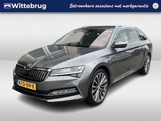 Skoda Superb Combi 1.4 TSI iV Laurin & Klement / AUTOMAAT/ 218 PK/ CANTON AUDIO/ CAMERA/ DCC/ CRYSTAL LIGHTING/ DODE HOEK/ STOELVENTILATIE/ MEMORY SEATS/ VOORRUIT VERWARM./ STOELVERWARM. V&A/ SMARTLINK/ KEYLESS/ ADAPT. CRUISE/ NAVI/ CLIMA