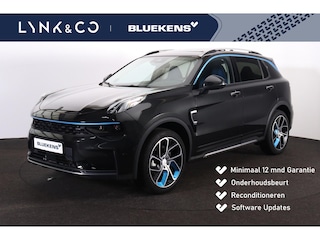 Lynk & Co 01 1.5 - Automaat - Panorama/schuifdak - Adaptieve Cruise control met stuurovername - Infinity Audio by Harman/Kardon - BLIS - Verwarmde voorstoelen & stuur - Adaptieve LED koplampen - Geïntegreerde dashcam voor - Elektr. bedienb. achterklep - Draadloze Apple Carplay & Android Auto - Keyless Entry & drive - 20' LMV