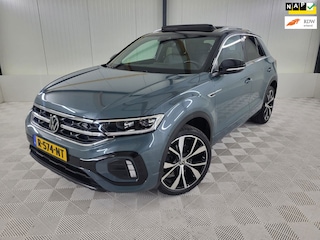 Volkswagen T-Roc 1.5 TSI R-Line Business+, Automaat, Panodak, Afneembare trekhaak, Camera, Carplay