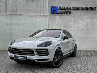 Porsche Cayenne 3.0 E 462PK V6 SportDesign GTS Krijt/Kreide|Pano|HUD|Luchtv.|4-Wiel besturing|360°|ACC|Kuipstoelen|Bose|22''