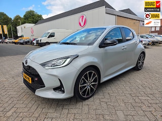 Toyota Yaris 1.5 Hybrid GR Sport | zeer nette staat, slechts 15749km