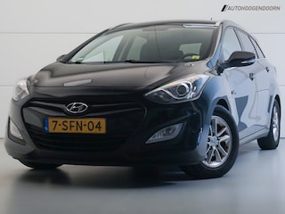 Hyundai i30 Wagon 1.6 GDI Business Edition (NAVIGATIE,CAMERA,CLIMATE,CRUISE,BLUETOOTH,LM-VELGEN,TOPCONDITIE)