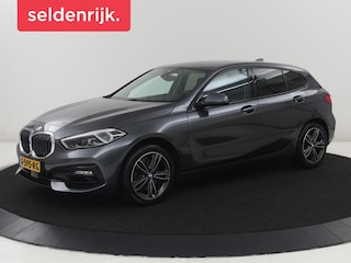 BMW 118i Executive Edition Sport Line | Half Leder | Carplay | Cruise control | Park assist | Sfeerverlichting | Climate contol | Virtual Dashboard | Full LED | Navigatie |