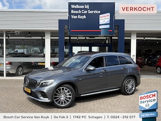 Mercedes-Benz GLC 250 4MATIC Edition 1 / AMG-Styling / Automaat / Open-Panodak / Luchtvering met Niveauregeling / Vol-Leder / Treeplanken / Stoelverkoeling / Stoelverwarming / Elektr.-Verstelbare Stoelen met Geheugen / Elektr.-Achterklep / Cruise-Control / Rondom-Camerazicht / Radio-Bluetooth / Climate-Control / Schakelflippers / PDC / 20'' LMV / All-Season / ENZ.