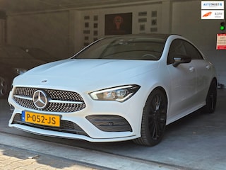 Mercedes-Benz CLA 200 Premium Plus / PANO / SFEER / CARPLAY / KEYLESS / ALCANTARA-LEDER / STOELVERW. / 19 INCH / FLIPPERS !