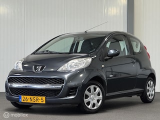 Peugeot 107 1.0-12V Millesim 200 [ NAP 2e eig. airco ]