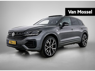 Volkswagen Touareg 3.0 TSi 4MOTION R 462 PK| V6 | Dealeronderhouden | Panoramadak | Trekhaak | LEDER | Luchtvering | 360 Camera | Nightvision | Stoelventilatie | Stoelverwarming | Stuurwielverwarming